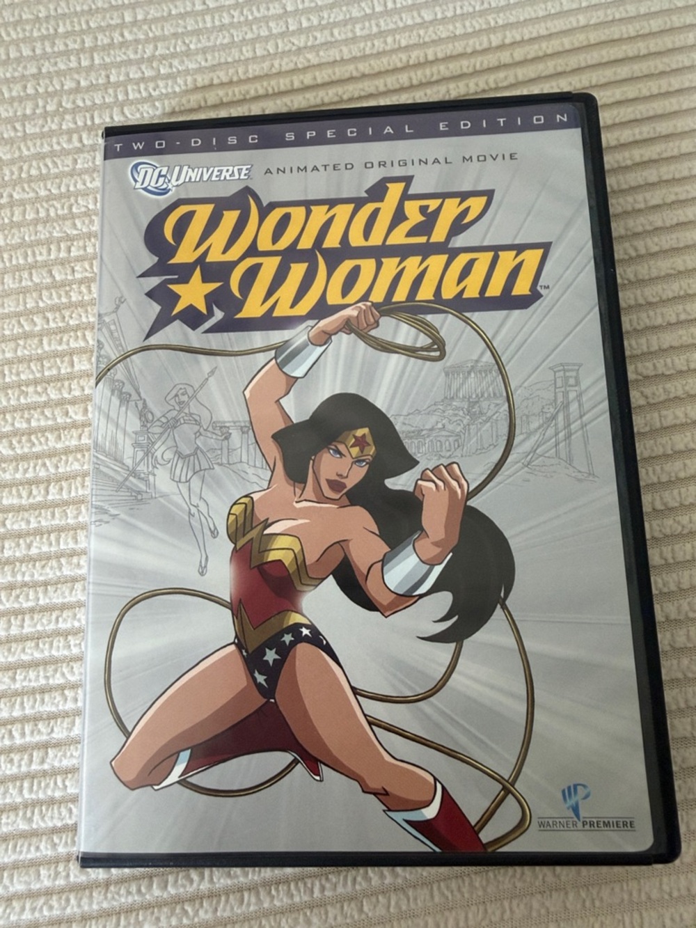 Wonder Woman (Animated) - - Black & Gold Cover DVD